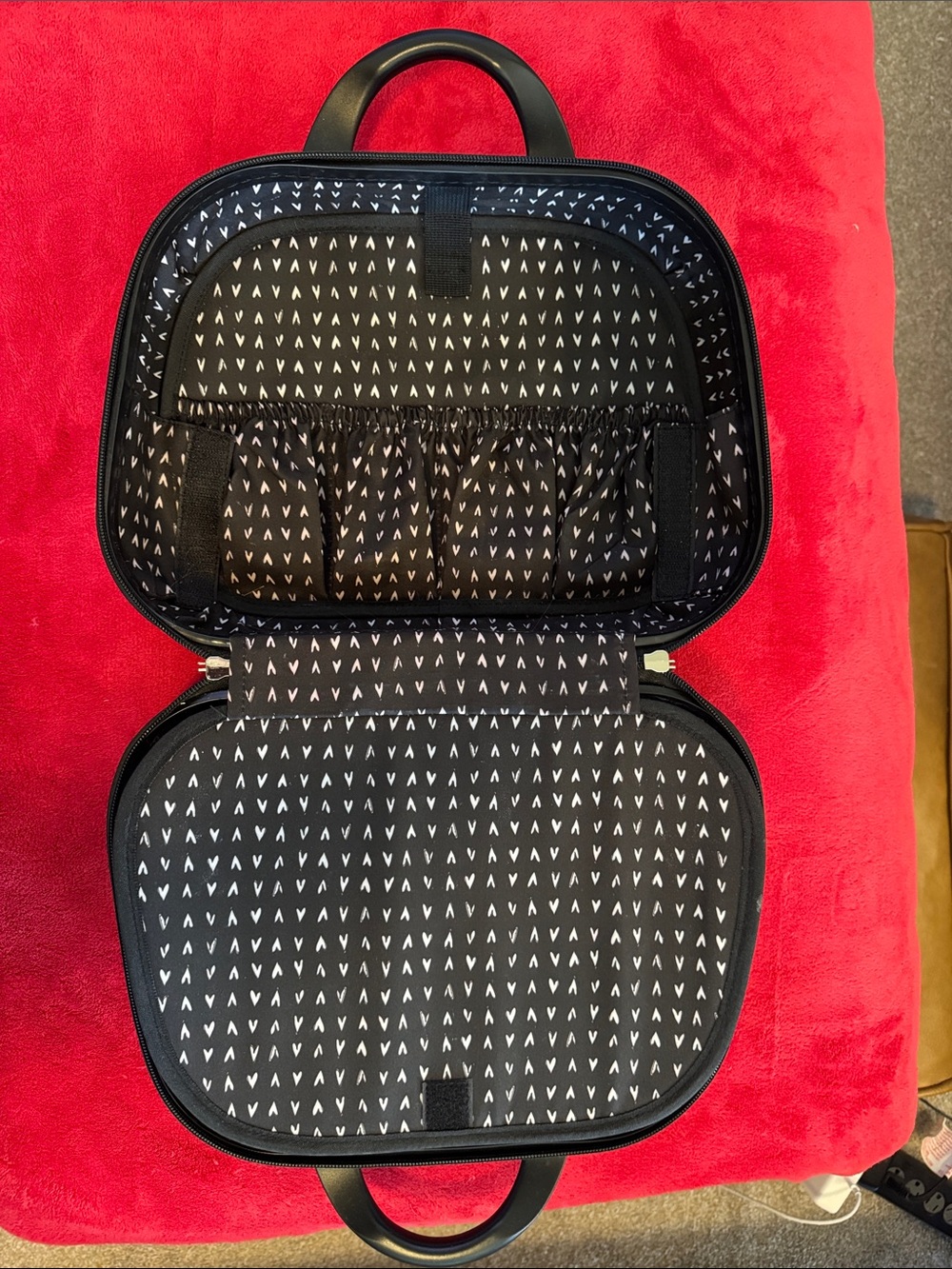 Fashionista Jetsetter Cosmetic Case from Brighton - Picture 4 of 4